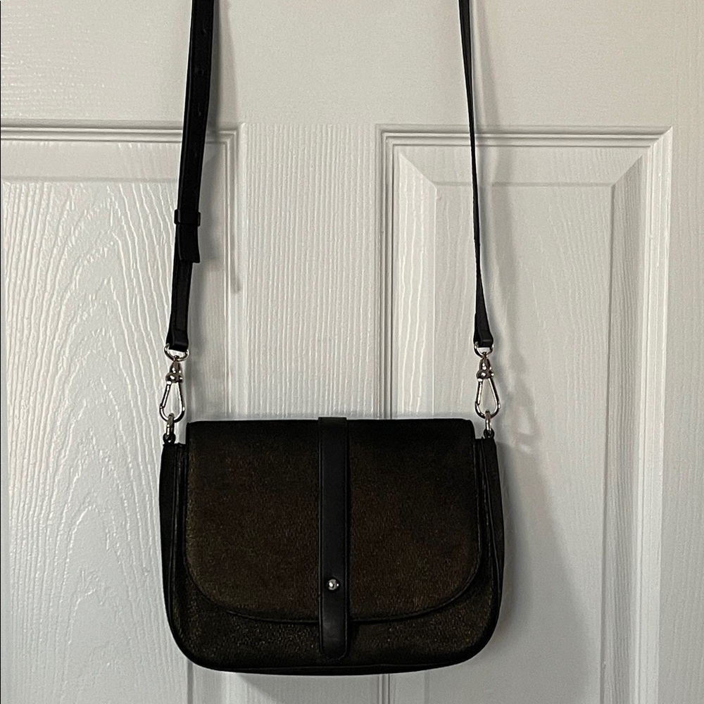 AMALFI Elegant Black Crossbody Bag